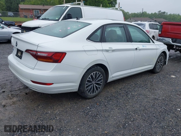 2019 Volkswagen Jetta S with VIN 3VWC57BU1KM084270, listed as a IAAI auction lot 42351806 with 72,370 mi miles and . Bid and sale history available at DreamBid. Image 4.