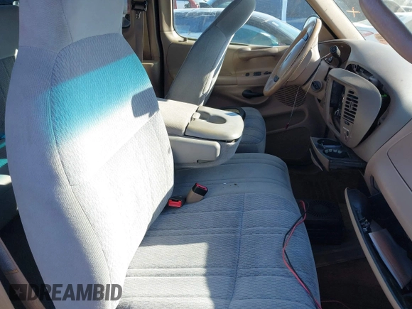 1998 Ford F-150 XL with VIN 1FTRX17LXWKA62592, listed as a IAAI auction lot 41830219 with 172,732 mi miles and . Bid and sale history available at DreamBid. Image 5.