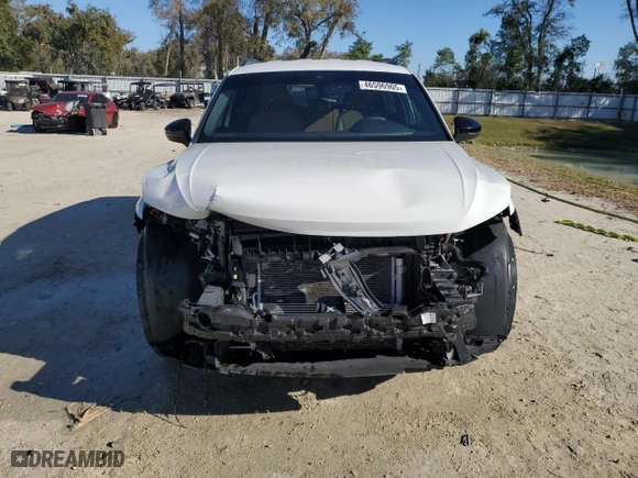2022 Volkswagen Tiguan SE R-Line Black with VIN 3VVCB7AX1NM007587, listed as a Copart auction lot 46596905 with 52,879 mi miles and Salvage Title. Bid and sale history available at carsss.com. Image 5.