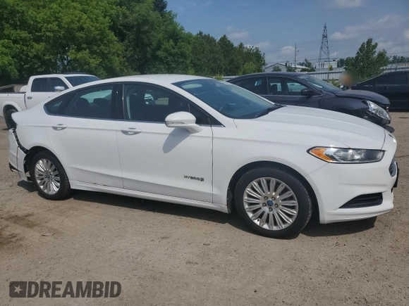 2013 Ford Fusion SE Hybrid z VIN 3FA6P0LU7DR245720, wystawiony jako Copart lot #60231425 z przebiegiem 249 180 mil mil oraz Czysty tytuł • Clean title. Historia ofert i sprzedaży dostępna na DreamBid. Obrazek 4.