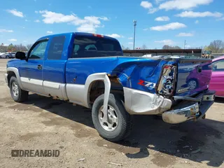 2004 Chevrolet Silverado 1500 Z71 with VIN 2GCEK19T141132102, listed as a IAAI auction lot 42050045 with 133,196 mi miles and . Bid and sale history available at DreamBid. Image 3.