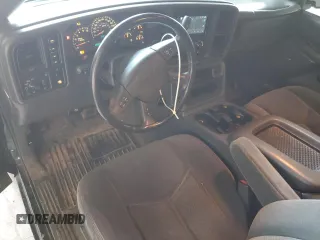 2005 Chevrolet Silverado 1500 Z71 z VIN 1GCEK19B75Z241454, wystawiony jako Copart lot #52154325 z przebiegiem 203 436 mil mil oraz Szkoda całkowita • Salvage title. Historia ofert i sprzedaży dostępna na DreamBid. Obrazek 8.