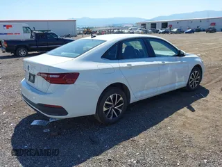 2024 Volkswagen Jetta S with VIN 3VW5M7BU6RM058267, listed as a IAAI auction lot 42762187 with 27,588 mi miles and . Bid and sale history available at DreamBid. Image 4.