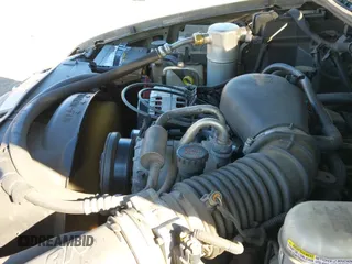 2002 Chevrolet Blazer LS с VIN 1GNCS18W12K145228, выставлен на аукционе IAAI как лот 41653692 с пробегом 213 764 миль миль и . История ставок и продаж доступна на DreamBid. Изображение 19.