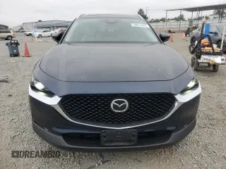2024 Mazda CX-30 S Preferred z VIN 3MVDMBCM2RM658640, wystawiony jako Copart lot #58672425 z przebiegiem 7 977 mil mil oraz Szkoda całkowita • Salvage title. Historia ofert i sprzedaży dostępna na DreamBid. Obrazek 5.
