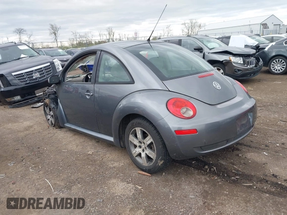 2006 Volkswagen Beetle with VIN 3VWRR31CX6M408256, listed as a IAAI auction lot 42034806 with Not Provided miles and . Bid and sale history available at DreamBid. Image 3.