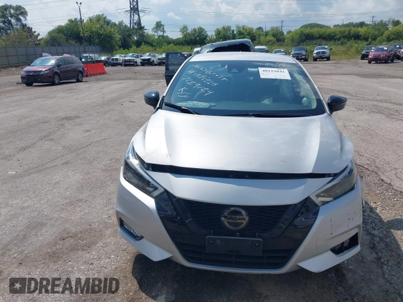 2020 Nissan Versa SR with VIN 3N1CN8FV0LL834800, listed as a IAAI auction lot 40119841 with 155,223 mi miles. Bid and sale history available at carsss.com. Image 12.