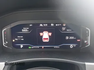 2023 Volkswagen Atlas SE z VIN 1V2KE2CA7PC208457, wystawiony jako IAAI lot #41479156 z przebiegiem 45 704 mil mil oraz . Historia ofert i sprzedaży dostępna na DreamBid. Obrazek 7.