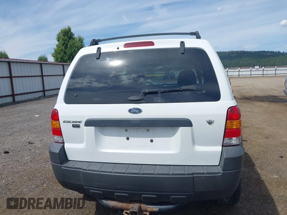 2006 Ford Escape XLT with VIN 1FMCU93106KA36063, listed as a IAAI auction lot 42610043 with 193,703 mi miles and . Bid and sale history available at DreamBid. Image 16.