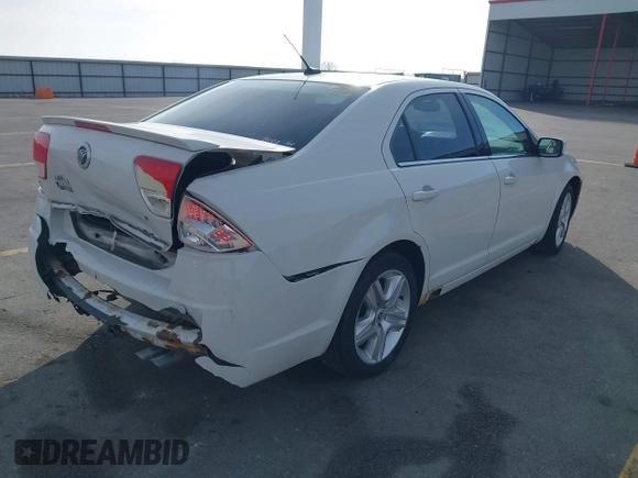 2011 Mercury Milan with VIN 3MEHM0HA2BR602811, listed as a IAAI auction lot 41490343 with 163,321 mi miles. Bid and sale history available at carsss.com. Image 4.