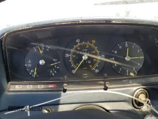 1981 Mercedes-Benz 300 D с VIN WDBAB30A3BB224152, выставлен на аукционе Copart как лот 60512855 с пробегом 201 720 миль миль и Чистый • Clean title. История ставок и продаж доступна на DreamBid. Изображение 9.