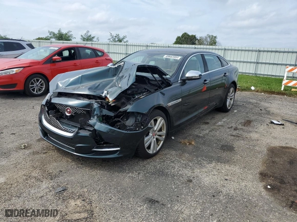 2014 Jaguar XJ with VIN SAJWJ2GD4E8V70170, listed as a Copart auction lot 69662054 with 121,188 mi miles and Non Repairable. Bid and sale history available at carsss.com. Image 1.