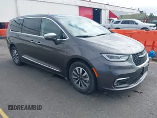 2022 Chrysler Pacifica Hybrid Limited with VIN 2C4RC1S72NR123083, listed as a IAAI auction lot 42623725 with 36,789 mi miles and . Bid and sale history available at DreamBid. Image 1.