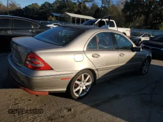 2004 Mercedes-Benz C 230 Kompressor with VIN WDBRF40JX4F464601, listed as a Copart auction lot 87904995 with 175,604 mi miles and Salvage Title. Bid and sale history available at DreamBid. Image 3.