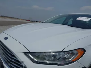 2020 Ford Fusion SE with VIN 3FA6P0T92LR249765, listed as a IAAI auction lot 41789244 with 50,027 mi miles and . Bid and sale history available at DreamBid. Image 18.