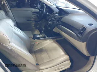 2013 Acura RDX Technology with VIN 5J8TB4H52DL018228, listed as a IAAI auction lot 42121985 with 288,561 mi miles and . Bid and sale history available at DreamBid. Image 5.