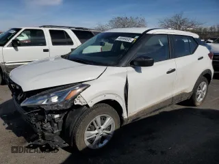 2024 Nissan Kicks S with VIN 3N1CP5BV9RL532400, listed as a Copart auction lot 49999005 with 32,539 mi miles and Salvage Title. Bid and sale history available at DreamBid. Image 1.