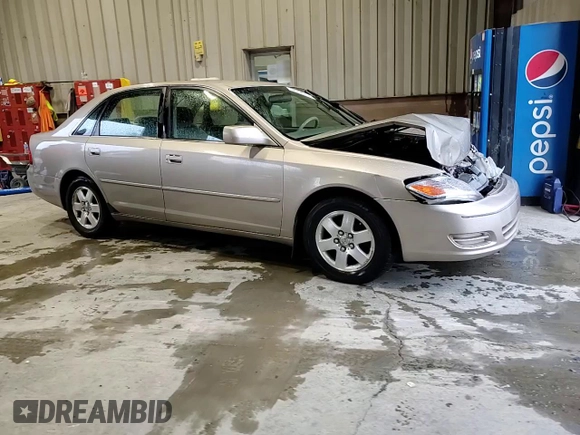 2000 Toyota Avalon XL with VIN 4T1BF28B1YU033159, listed as a Copart auction lot 52796755 with 247,062 mi miles and Salvage Title. Bid and sale history available at DreamBid. Image 10.