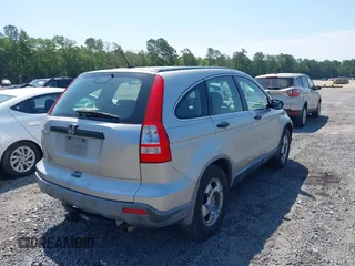 2007 Honda CR-V LX z VIN JHLRE38337C053859, wystawiony jako IAAI lot #42331209 z przebiegiem 192 131 mil mil oraz . Historia ofert i sprzedaży dostępna na DreamBid. Obrazek 4.