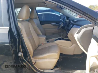 2016 Nissan Rogue SV with VIN 5N1AT2MT7GC738989, listed as a IAAI auction lot 41434425 with 166,021 mi miles. Bid and sale history available at carsss.com. Image 5.