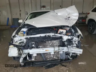 2013 Lincoln MKZ with VIN 3LN6L2GK4DR828638, listed as a Copart auction lot 55930395 with 125,924 mi miles and Salvage title. Bid and sale history available at DreamBid. Image 5.
