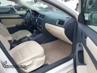 2012 Volkswagen Jetta SE with VIN 3VWDP7AJ7CM314675, listed as a IAAI auction lot 42270474 with 164,437 mi miles and . Bid and sale history available at DreamBid. Image 5.