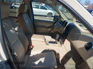 2006 Ford Explorer Limited with VIN 1FMEU75846UB08829, listed as a IAAI auction lot 41768223 with 278,818 mi miles and . Bid and sale history available at DreamBid. Image 5.
