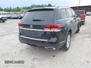 2021 Volkswagen Atlas SEL with VIN 1V2BR2CA9MC576221, listed as a IAAI auction lot 42176520 with 67,272 mi miles and . Bid and sale history available at DreamBid. Image 4.