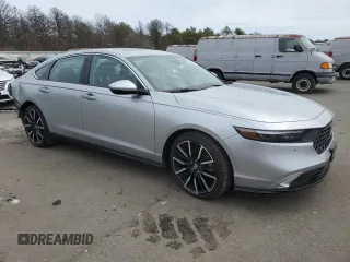 2024 Honda Accord Touring with VIN 1HGCY2F87RA077620, listed as a Copart auction lot 65668285 with 5,851 mi miles and Non repairable. Bid and sale history available at DreamBid. Image 4.