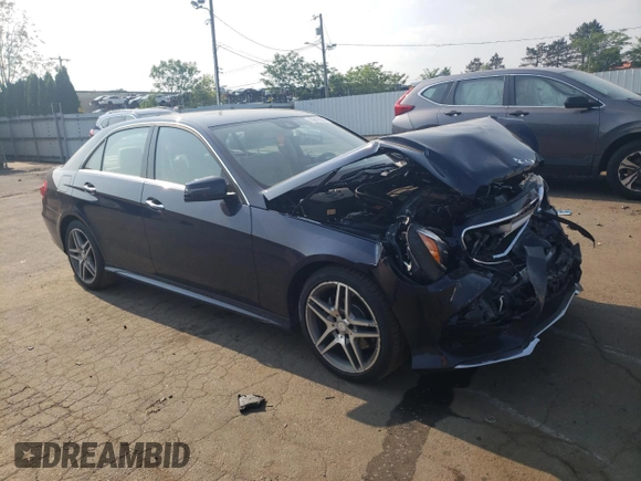 2016 Mercedes-Benz E 350 Luxury with VIN WDDHF8JB4GB295544, listed as a Copart auction lot 59818055 with 101,994 mi miles and Salvage title. Bid and sale history available at DreamBid. Image 4.
