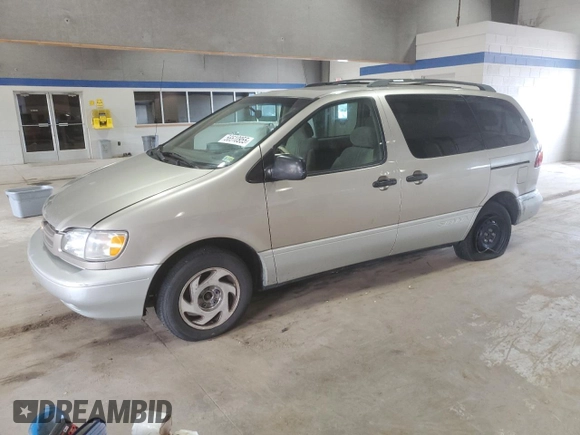 2000 Toyota Sienna LE with VIN 4T3ZF13C6YU210501, listed as a Copart auction lot 56510955 with 253,950 mi miles and Salvage title. Bid and sale history available at DreamBid. Image 1.