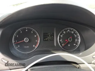 2014 Volkswagen Jetta SE z VIN 3VWD17AJ8EM405443, wystawiony jako Copart lot #59843445 z przebiegiem 156 331 mil mil oraz Szkoda całkowita • Salvage title. Historia ofert i sprzedaży dostępna na DreamBid. Obrazek 9.