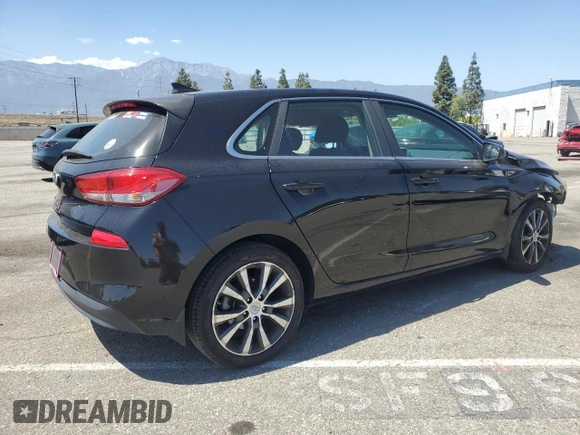 2018 Hyundai Elantra z VIN KMHH35LE0JU079626, wystawiony jako Copart lot #57238435 z przebiegiem 120 784 mil mil oraz Szkoda całkowita • Salvage title. Historia ofert i sprzedaży dostępna na DreamBid. Obrazek 3.