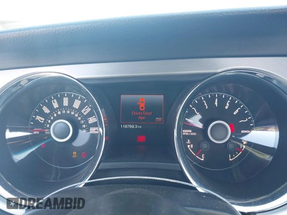 2014 Ford Mustang GT with VIN 1ZVBP8CF1E5206700, listed as a IAAI auction lot 41591289 with 118,769 mi miles and . Bid and sale history available at DreamBid. Image 7.