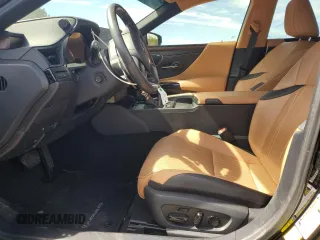 2024 Lexus ES 350 Luxury z VIN 58AEZ1B19RU179379, wystawiony jako Copart lot #47255955 z przebiegiem 10 219 mil mil oraz Szkoda całkowita • Salvage title. Historia ofert i sprzedaży dostępna na DreamBid. Obrazek 7.