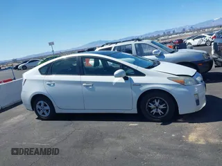 2011 Toyota Prius I z VIN JTDKN3DU9B5294772, wystawiony jako IAAI lot #41837709 z przebiegiem 166 436 mil mil oraz . Historia ofert i sprzedaży dostępna na DreamBid. Obrazek 13.