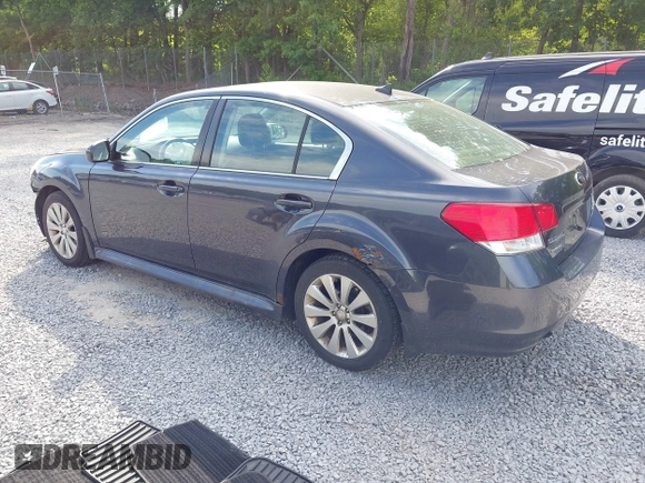 2011 Subaru Legacy Limited Power Moon z VIN 4S3BMBK67B3237225, wystawiony jako IAAI lot #42579944 z przebiegiem 104 186 mil mil oraz . Historia ofert i sprzedaży dostępna na DreamBid. Obrazek 3.