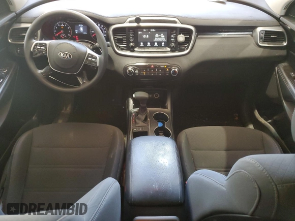 2020 Kia Sorento LX V6 with VIN 5XYPGDA53LG631156, listed as a Copart auction lot 44070025 with 114,084 mi miles and Salvage Title. Bid and sale history available at carsss.com. Image 8.