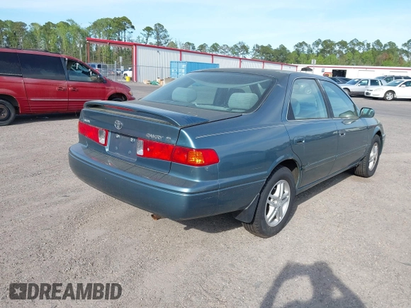 2001 Toyota Camry CE with VIN 4T1BG28K91U852861, listed as a IAAI auction lot 41912480 with 217,404 mi miles. Bid and sale history available at carsss.com. Image 4.