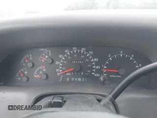 1999 Ford F-350 с VIN 1FDSF34L4XEC47642, выставлен на аукционе IAAI как лот 42513471 с пробегом 187 753 миль миль и . История ставок и продаж доступна на DreamBid. Изображение 7.