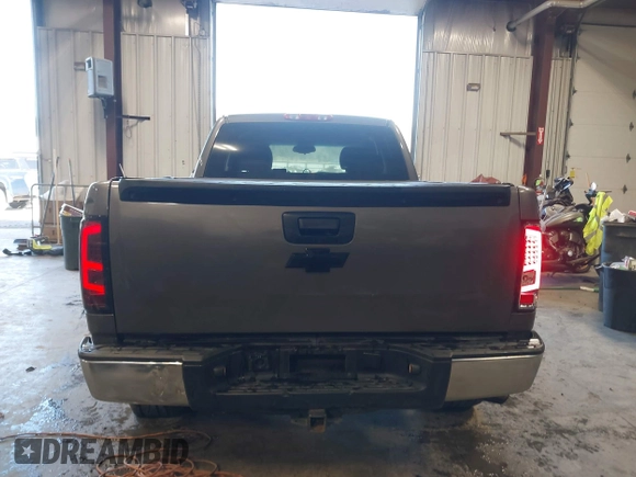 2007 Chevrolet Silverado 1500 Work Truck with VIN 2GCEC19C771599896, listed as a IAAI auction lot 41992728 with 215,375 mi miles and . Bid and sale history available at DreamBid. Image 17.