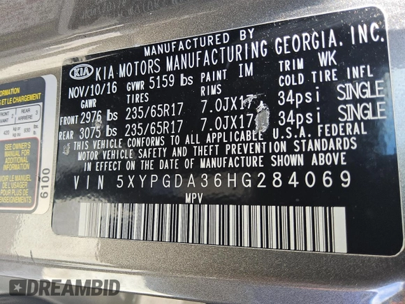 2017 Kia Sorento LX z VIN 5XYPGDA36HG284069, wystawiony jako Copart lot #56899345 z przebiegiem 106 724 mil mil oraz Czysty tytuł • Clean title. Historia ofert i sprzedaży dostępna na DreamBid. Obrazek 13.