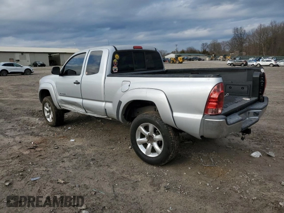 2008 Toyota Tacoma z VIN 5TEUU42N98Z503785, wystawiony jako Copart lot #42929865 z przebiegiem 143 447 mil mil oraz Czysty tytuł • Clean title. Historia ofert i sprzedaży dostępna na DreamBid. Obrazek 2.