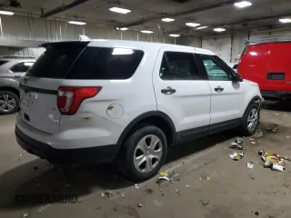 2016 Ford Utility Police Interceptor with VIN 1FM5K8ARXGGD17132, listed as a Copart auction lot 89099005 with 174,017 mi miles and Non Repairable. Bid and sale history available at carsss.com. Image 3.