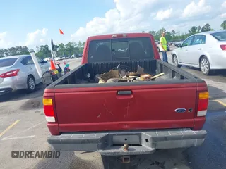 1999 Ford Ranger XL z VIN 1FTYR14V5XPB58971, wystawiony jako IAAI lot #42069612 z przebiegiem 264 037 mil mil oraz . Historia ofert i sprzedaży dostępna na DreamBid. Obrazek 16.