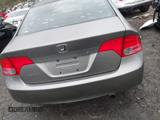 2008 Honda Civic LX with VIN 2HGFA16588H352185, listed as a IAAI auction lot 41917952 with 195,612 mi miles and . Bid and sale history available at DreamBid. Image 16.