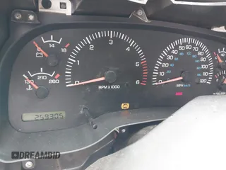 1998 Dodge 1500 z VIN 3B7HC13Z8WG211462, wystawiony jako IAAI lot #41468214 z przebiegiem 259 305 mil mil oraz . Historia ofert i sprzedaży dostępna na DreamBid. Obrazek 7.