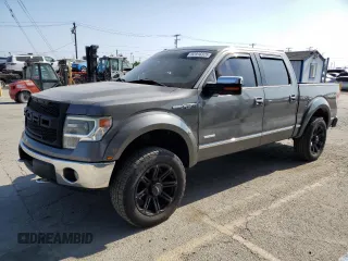 2013 Ford F-150 XL с VIN 1FTFW1ET6DFA19009, выставлен на аукционе Copart как лот 62916325 с пробегом 132 497 миль миль и Списание • Salvage title. История ставок и продаж доступна на DreamBid. Изображение 1.