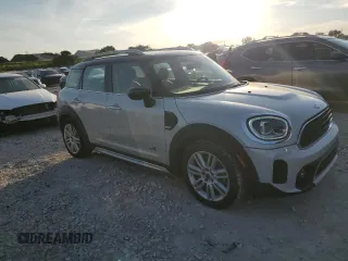 2022 MINI Countryman Cooper with VIN WMZ43BR00N3N70142, listed as a Copart auction lot 86846004 with 38,921 mi miles and Clean title. Bid and sale history available at DreamBid. Image 4.