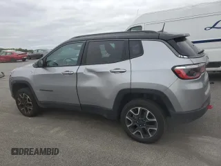 2021 Jeep Compass Trailhawk z VIN 3C4NJDDBXMT565063, wystawiony jako Copart lot #57620595 z przebiegiem 125 956 mil mil oraz Czysty tytuł • Clean title. Historia ofert i sprzedaży dostępna na DreamBid. Obrazek 2.